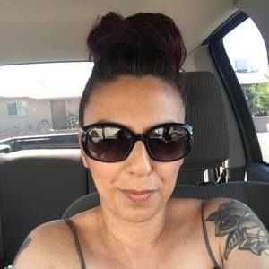 Meet your Posher, Elisa